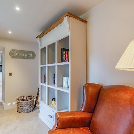 Buryemwick Villa Timble Bagian luar foto